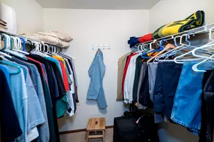 8423 S 76th St, Franklin, WI 53132 - Photo 36