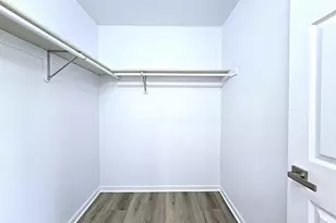 2811 W Acre Ave, Franklin, WI 53132 - Photo 24