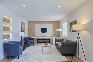 2811 W Acre Ave, Franklin, WI 53132 - Photo 12