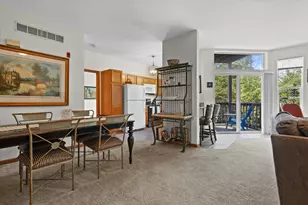 9164 W Elm Ct, Franklin, WI 53132 - Photo 2