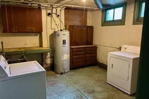 2721 N Shepard Ave, Milwaukee, WI 53211 - Photo 30