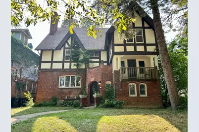 2721 N Shepard Ave, Milwaukee, WI 53211 - Photo 1