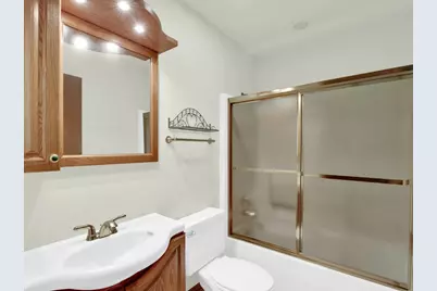 1405 N English Settlement Ave, Racine, WI 53105 - Photo 14