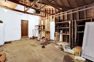 1405 N English Settlement Ave, Racine, WI 53105 - Photo 44