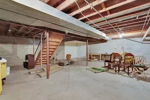 1405 N English Settlement Ave, Racine, WI 53105 - Photo 54