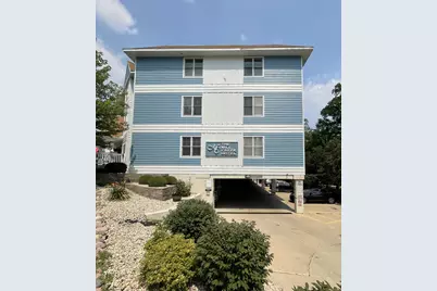 123  Center St #103, Lake Geneva, WI 53147 - Photo 1
