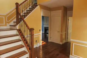 4964 W Forest Hill Ave, Franklin, WI 53132 - Photo 4