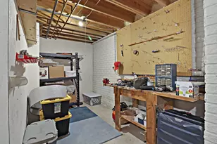 7742 W Lake Pointe Dr, Franklin, WI 53132 - Photo 34