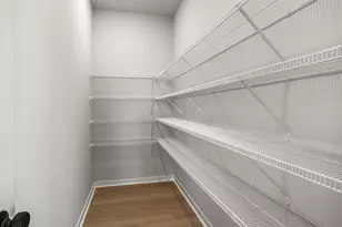 W168N10125 Bittersweet Trail, Germantown, WI 53022 - Photo 6