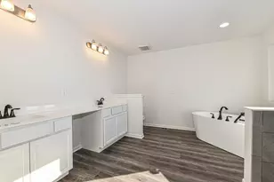 415 Kensington Ct, Williams Bay, WI 53191 - Photo 28