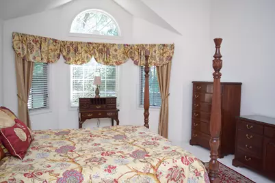 N21W24305  Cumberland Dr #38N, Pewaukee, WI 53072 - Photo 18