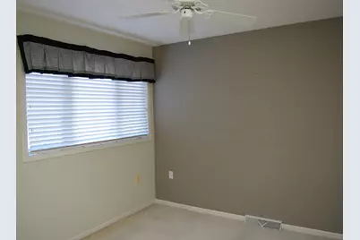 N21W24305  Cumberland Dr #38N, Pewaukee, WI 53072 - Photo 30