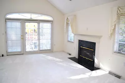 N21W24305  Cumberland Dr #38N, Pewaukee, WI 53072 - Photo 12