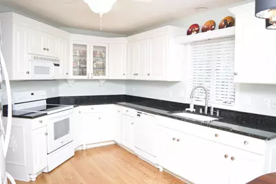 N21W24305  Cumberland Dr #38N, Pewaukee, WI 53072 - Photo 1