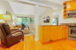 403 Deerpath -, Fontana, WI 53125 - Photo 4