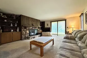 7823 W Coventry Dr, Franklin, WI 53132 - Photo 6