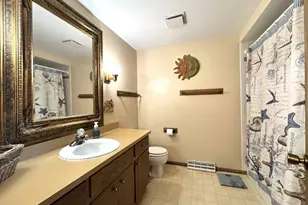 7823 W Coventry Dr, Franklin, WI 53132 - Photo 22