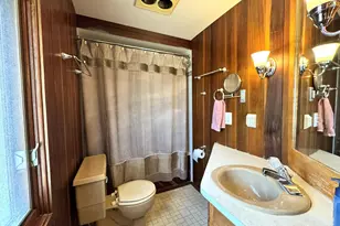 7823 W Coventry Dr, Franklin, WI 53132 - Photo 16