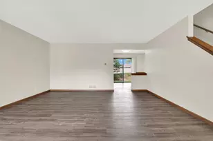 8127 S Legend Dr, Franklin, WI 53132 - Photo 6