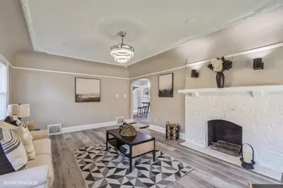 4318 N 21st St, Milwaukee, WI 53209 - Photo 2