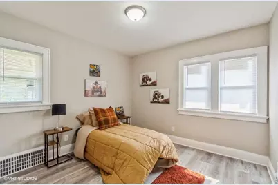 4318 N 21st St, Milwaukee, WI 53209 - Photo 6