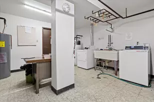 N114W15680 Sylvan Cir, Germantown, WI 53022 - Photo 26