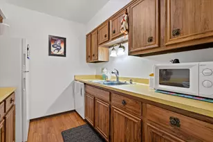 N114W15680 Sylvan Cir, Germantown, WI 53022 - Photo 20