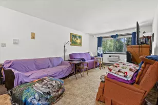 N114W15680 Sylvan Cir, Germantown, WI 53022 - Photo 10