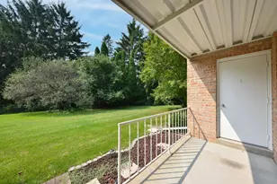 945 W Heritage Ct, Mequon, WI 53092 - Photo 30