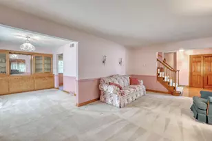 7645 S Mission Dr, Franklin, WI 53132 - Photo 16