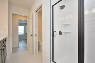 8211 W Skylark Dr, Mequon, WI 53097 - Photo 26