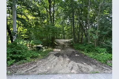 525  Woodland Dr, Richfield, WI 53017 - Photo 2