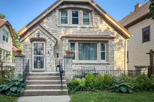 2640 N 48th St, Milwaukee, WI 53210 - Photo 2