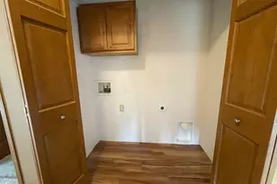 921 Village Center Dr, Racine, WI 53406 - Photo 6