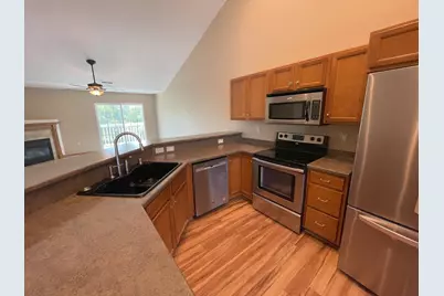 921  Village Center Dr #203, Racine, WI 53406 - Photo 2