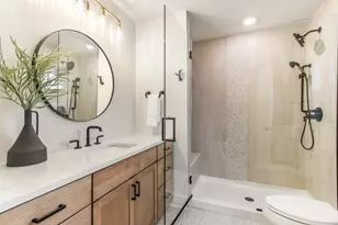 N66W21277 Sagebrush Dr, Menomonee Falls, WI 53051 - Photo 46