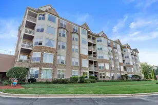 6995 S Riverwood Blvd, Franklin, WI 53132 - Photo 30