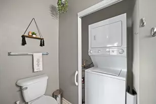 6995 S Riverwood Blvd, Franklin, WI 53132 - Photo 24