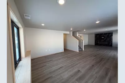 4078  Brooke Elizabeth Dr, Onalaska, WI 54650 - Photo 4