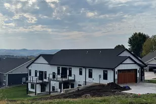 4078 Brooke Elizabeth Dr, Onalaska, WI 54650 - Photo 2