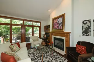 7431 Carter Cir, Franklin, WI 53132 - Photo 10