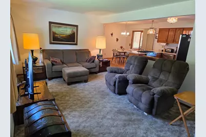 4131  Maple Dr, Delavan, WI 53115 - Photo 6