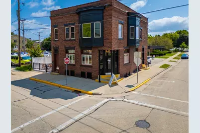 N56W6339  Center St, Cedarburg, WI 53012 - Photo 2