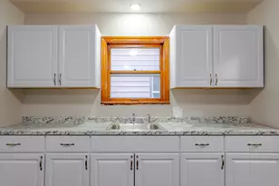 6314 W Medford Ave, Milwaukee, WI 53218 - Photo 10