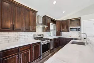 4123 W Mary Ann Dr, Franklin, WI 53132 - Photo 12