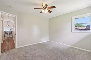 4123 W Mary Ann Dr, Franklin, WI 53132 - Photo 20