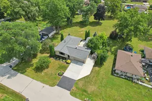 4123 W Mary Ann Dr, Franklin, WI 53132 - Photo 44