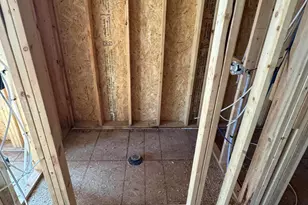 W207N5766 Muirfield Dr, Menomonee Falls, WI 53051 - Photo 8