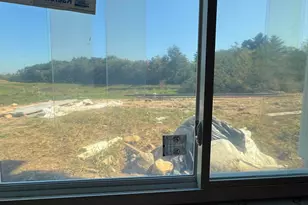 W207N5766 Muirfield Dr, Menomonee Falls, WI 53051 - Photo 10