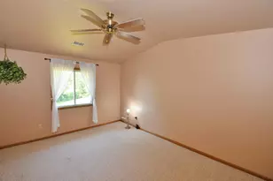 1315 N Sunnyslope Dr, Racine, WI 53406 - Photo 10